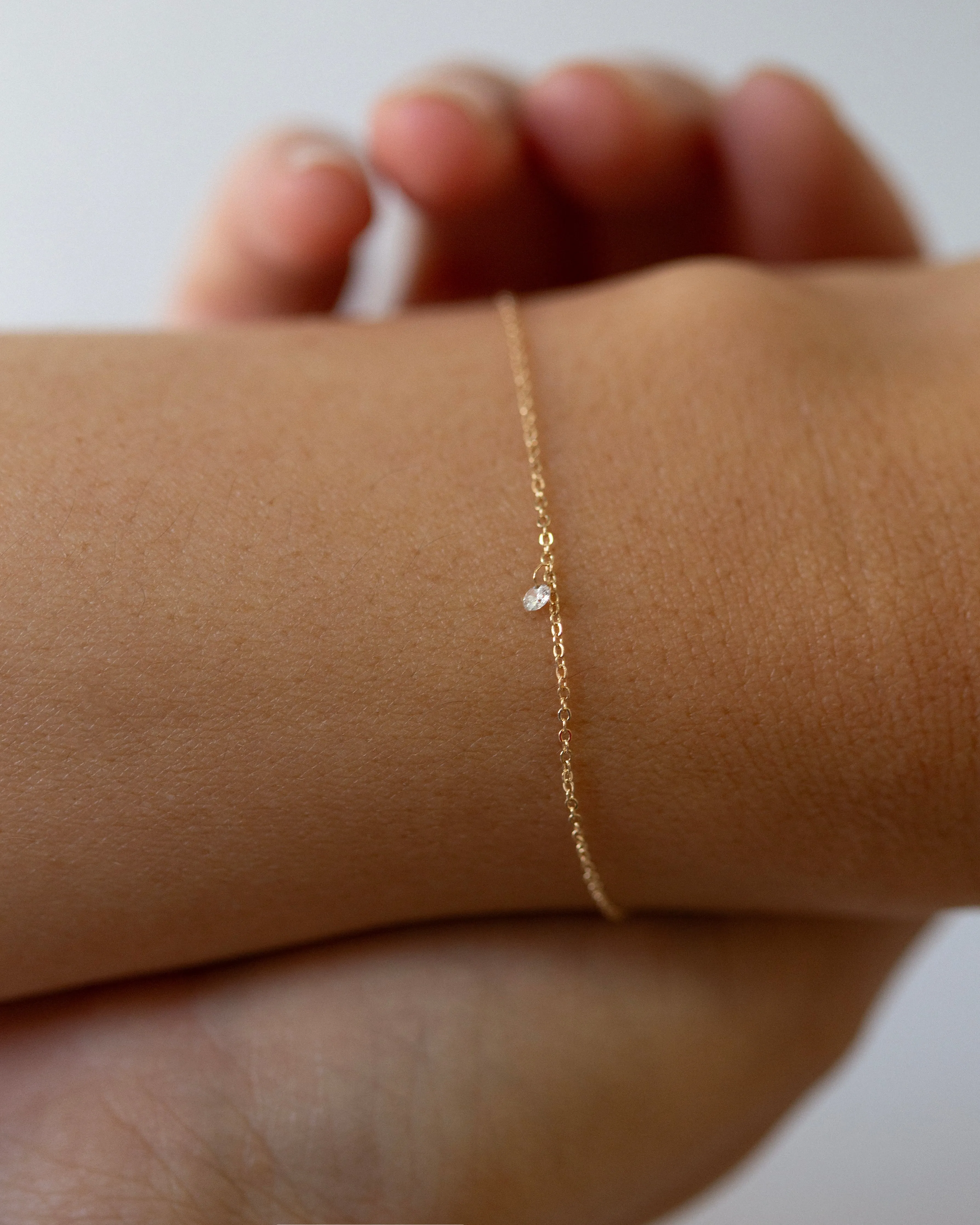 14k Gold Bare Diamond Bracelet