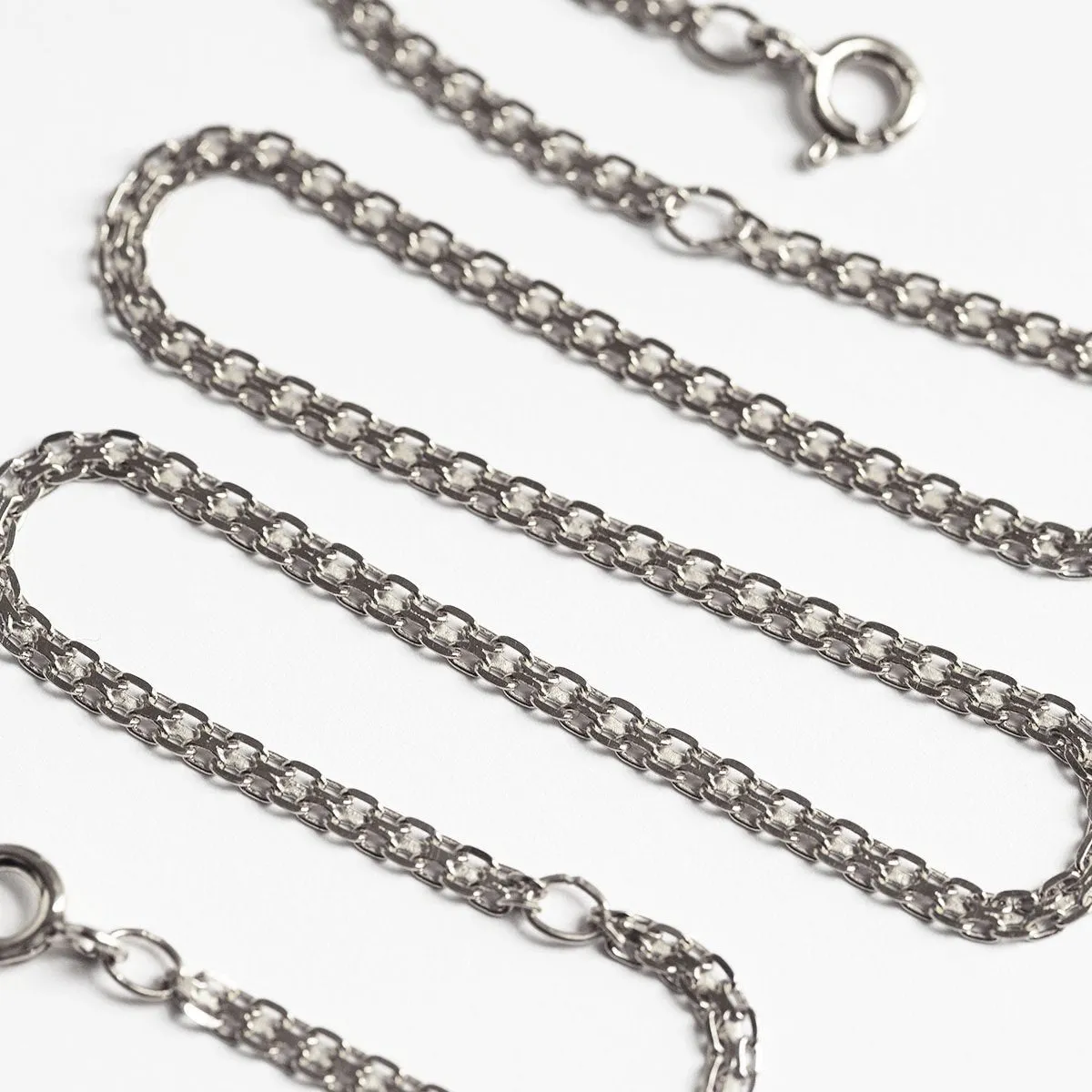 Bismark Chain Choker