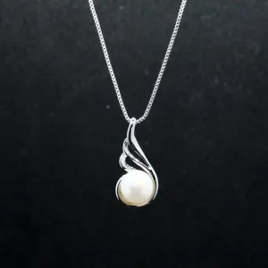 Iris X -  Single Freshwater Pearl Silver Pendant