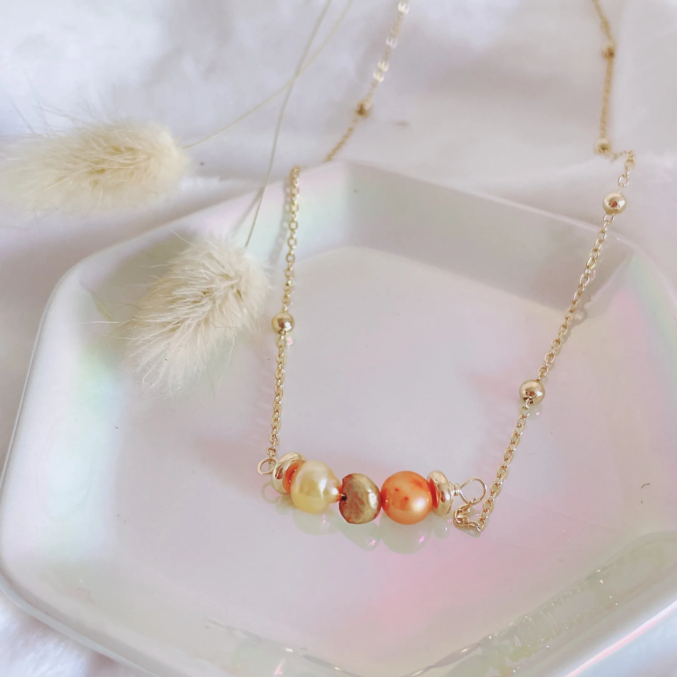 Pearl gold chains necklaces